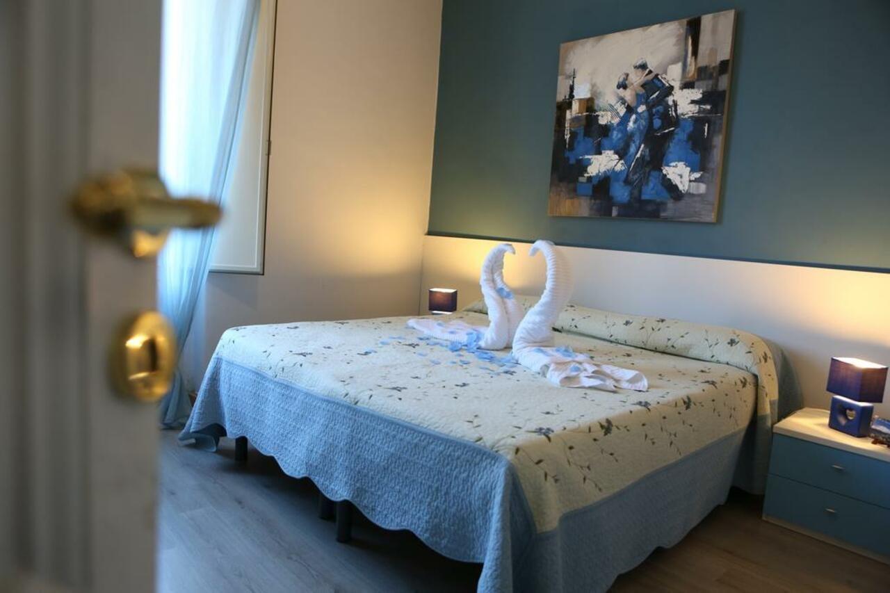 Le 3 B Bed & Breakfast Catania Exterior photo